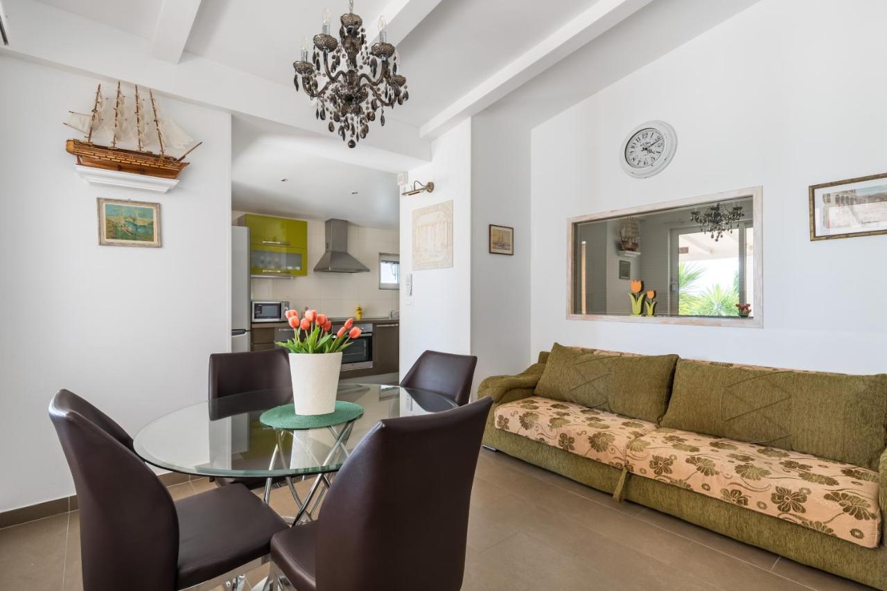 Holiday Home Сплит Экстерьер фото